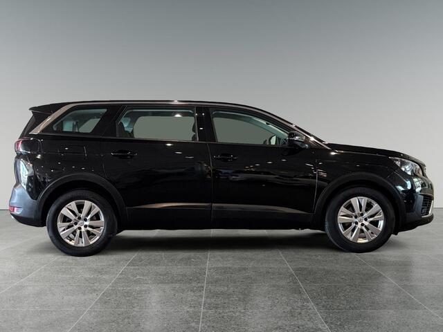 Peugeot 5008 Active 1.2 Turbo 130pk | i-COCKPIT® | 180° CAMERA | CAMERA | APPLE CARPLAY / ANDROID AUTO | 7-ZITS | NAVI |