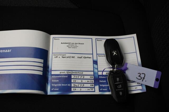 Peugeot 5008 1.2 PureTech Active 7 Persoons - Digitaal Cockpit, Carplay, Camera