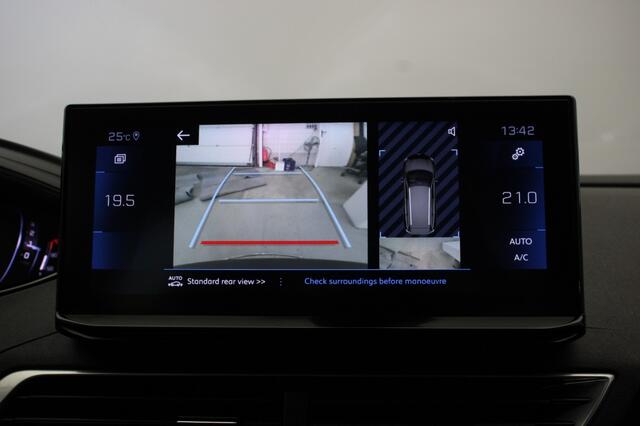 Peugeot 5008 1.2 PureTech Active 7 Persoons - Digitaal Cockpit, Carplay, Camera