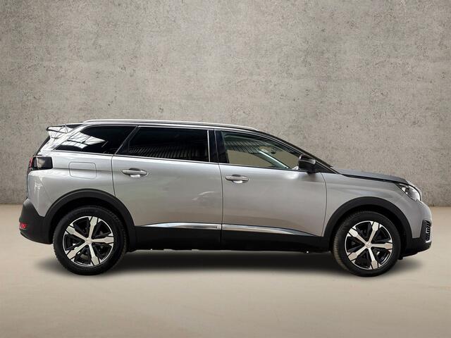Peugeot 5008 1.2 PureTech Sport 7 Persoons Automaat (APPLE CARPLAY, GROOT NAVI, LEDER, KEYLESS, DRIVE MODE, SPORTSTOELEN, GETINT GLAS, PARKEERSENSOREN, NIEUWE APK, NIEUWSTAAT)