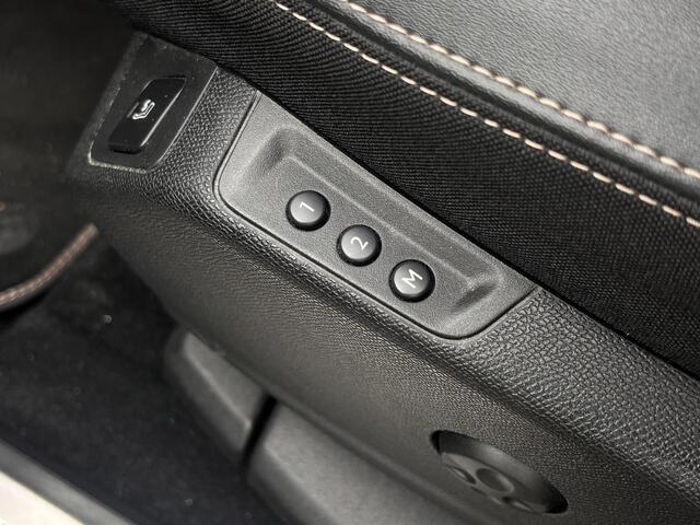 Peugeot 5008 GT Pack Business 1.6 Turbo 180pk EAT8 | SCHUIF/KANTELDAK | HANDSFREE A.KLEP | FOCAL HIFI | ALCANTARA | AGR-STOELEN | MASSAGE | MEMORY | 7-ZITS