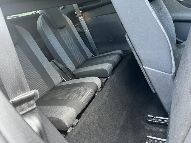 Peugeot 5008 1.2 PureTech Active Pack Carplay / Cruise / Lmv / Th
