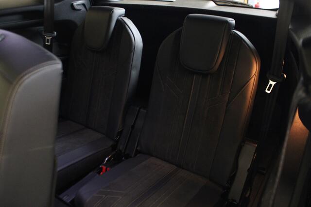 Peugeot 5008 1.2 PureTech Blue Lease GT