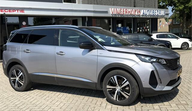Peugeot 5008 Benzine 130 Pk ** Automaat ** Luxe GT * 7-Persoons * * Adaptive Cruise Control * Navigatie af fabriek + Apple Carplay / Android Auto * Stoelverwarming * 1/2 Lederen interieur * Achteruitrij Camera * Climate Control * Full Led Verlichting * Dod Vingerhoet