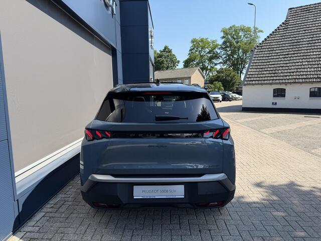 Peugeot 5008 1.2 Hybrid 145 PK Automaat GT | Bouwjaar 2026 | Elektrische Kofferklep | Panorama Schuif-/Kanteldak | 7-Zits | Navigatie | Parkeercamera | Keyless Entry | Parkeersensoren V+A | Full LED Verlichting | Stoel- & Stuurverwarming | 19" Lichtmetalen Velgen |