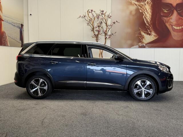 Peugeot 5008 1.2 PURETECH ALLURE 7 PERSSONS NAVIGATIE CRUISE CONTROL CLIMATE CONTROL PANORAMASCHUI/KANTELDAK APPLE CARPLAY/ANDROID RIJSTROOKSENSOREN ACHTERUITRIJCAMERA ZEER MOOI !!