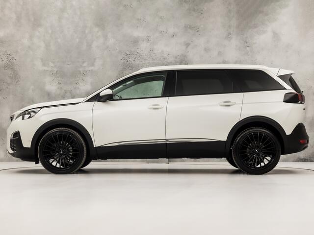 Peugeot 5008 1.2 PureTech Sport 7 Persoons Automaat (APPLE CARPLAY, GROOT NAVI, 360 CAMERA, LEDER, SPORTSTOELEN, GETINT GLAS, KEYLESS, NIEUWSTAAT)