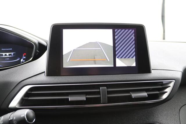 Peugeot 5008 1.2*130PK*NAVI*CAM*CRUISE*ECC*CARPLAY*7PERS