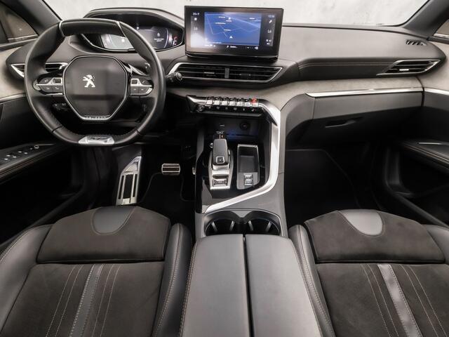Peugeot 5008 1.2 PureTech GT Sport 7 Persoons Automaat (PANORAMADAK, APPLE CARPLAY, MEMORY SEAT, LEDER/ALCANTARA, 360 CAMERA, TREKHAAK, ADAPTIVE CRUISE, ELEK ACHTERKLEP, STOELVERWARMING, KEYLESS, NIEUWSTAAT)