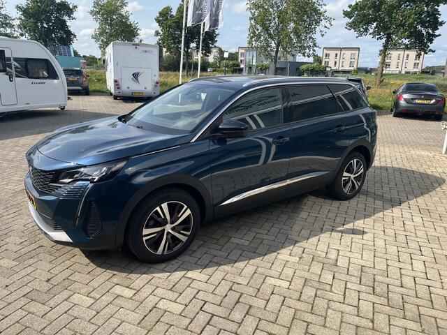 Peugeot 5008 1.5 BlueHDI Allure Pack Business / led / Carplay / Cruise / Camera /7pers