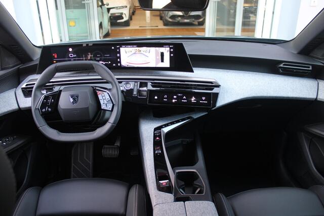 Peugeot 5008 1.2 Hybrid 145PK ALLURE 7p | 360° VISION & DRIVE ASSIST PACK: ANTI DIEFSTAL ALARM MET SUPERVEGRENDELING/VERWARMBAAR VOLLEDEREN STUURWIEL/VISEOPARK 360° HD CAMERA'S MET PARKEERHULP VOOR, BUITENSPIEGELS MET KANTELFUNCTIE BIJ HET ACHTERUITRIJDEN/ADAPTIVE CRU