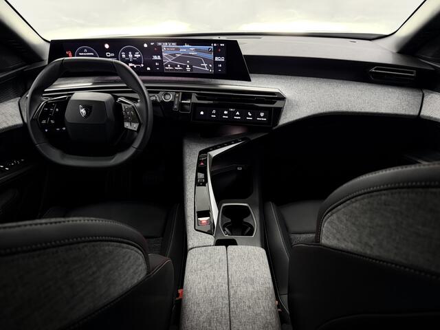 Peugeot 5008 1.2 Hybrid 145 Allure 7p 360 Camera, Navi, Cruise control adaptief, Keyless start, Half leder, Apple carplay, 19 Inch velgen, 1 jaar garantie