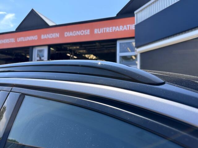 Peugeot 5008 1.2 HYBRID 145 ALLURE