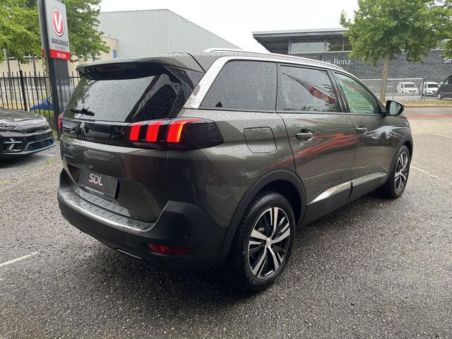 Peugeot 5008 1.6 Turbo Allure 7P. 181PK! // LEDER // ELEK.STOEL+GEHEUGEN // SCHUIF-KANTELDAK // CAMERA+SENSOREN // NAVI // STOELVERWARMING //