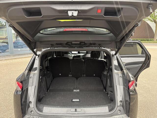 Peugeot 5008 1.2 Hybrid 145 GT 7p 3000 KM !! | ADAPTIVE CRUISE | 360° CAMERA | STOEL- & STUURVERWARMING | MEMORY SEAT MET MASSAGE | DODEHOEKDETECTIE | DRIVE ASSIST | FABRIEKSGARANTIE T/M 07-2027