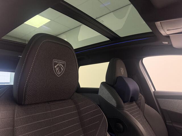 Peugeot 5008 1.6 Plug-in Hybrid 195 GT 7p | Panorama Schuif/kantel dak | Camera | Keyless | Sfeerverlichting | 2713 KM !