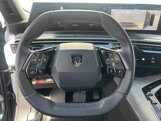 Peugeot 5008 e-5008 Allure Avantage 73 kWh 7p | Camera | 360 camera | Trekhaak | Adaptieve Cruise Control | Apple Carplay/Android Auto