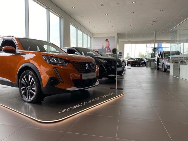 Peugeot 5008 1.2 Hybrid 145 Allure 7p | Stoelverwarming | Camera | Cruise Control | Apple Carplay/Android Auto