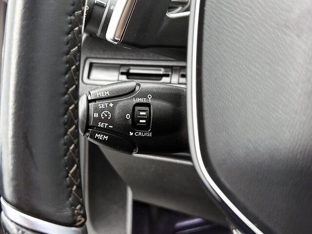 Peugeot 5008 1.2 PureTech GT-Line Avantage | 7-persoons | Camera | Parkeersensoren Voor & Achter | Apple Carplay & Android Auto | Cruise Control | Dodehoek Detectie | LED