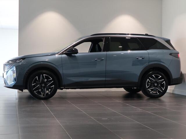 Peugeot 5008 Hybrid Allure Automaat | 7-Zits | Climate Control | Full Map Navigatie | Apple Carplay / Android Auto | 360 Camera | Parkeersensoren | Bekleding Half Leder | Direct uit Voorraad Leverbaar!