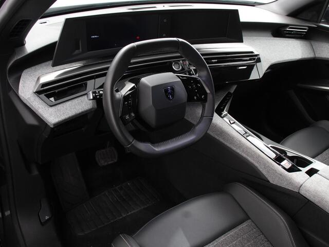 Peugeot 5008 1.2 Hybrid 145pk Automaat Allure 7 Persoons Navigatie Apple Carplay/Android Auto Camera Climate control Keyless start Lichtmetalen Velgen Parkeer sensoren