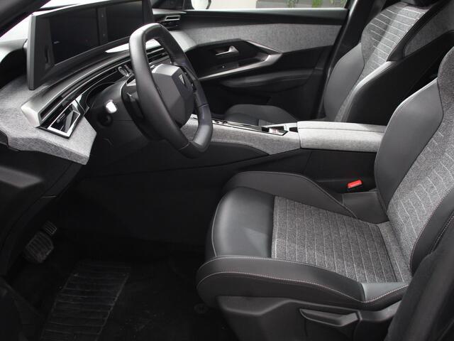 Peugeot 5008 1.2 Hybrid 145pk Automaat Allure 7 Persoons Navigatie Apple Carplay/Android Auto Camera Climate control Keyless start Lichtmetalen Velgen Parkeer sensoren
