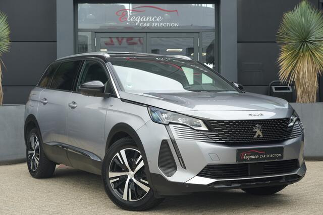 Peugeot 5008 1.2 PureTech GT | 131PK | 7-zits | Pano | Navigatie | Stoelverwarming | 360° camera Peugeot 5008 1.2 Puretech GT 131 PK met 1.2 viercilinder motor, panoramadak, 7-zits, stoelverwarming, 360° camera, navigatie, lichtmetalen velgen