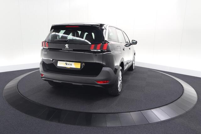 Peugeot 5008 PureTech 130 EAT8 Active Pack Business | 7 Zitplaatsen | Camera | Navigatie | Apple Carplay | Parkeersensoren