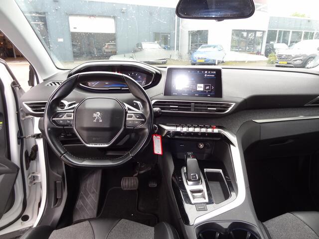 Peugeot 5008 1.2 PureTech Allure