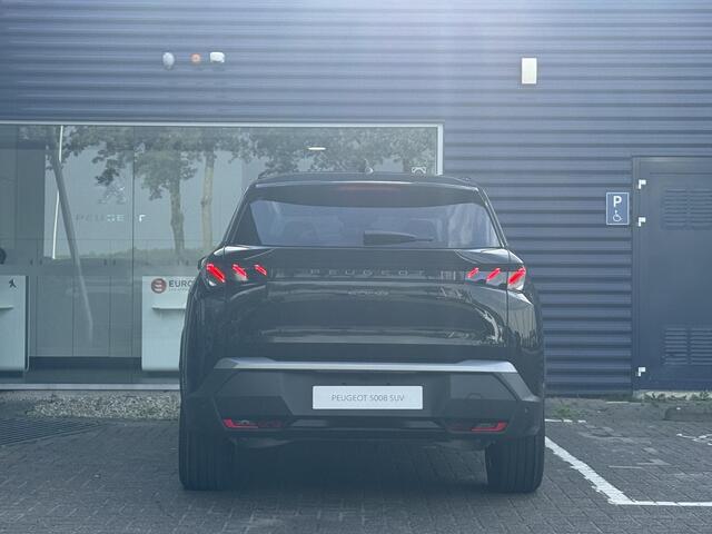 Peugeot 5008 1.6 Plug-in Hybrid 225 PK GT Exclusive 7 Persoons | Apple Carplay/Android Auto | Climate Control | lichtmetalen velgen 20 Inch | Panorama Dak | Verwarmde Voorstoelen