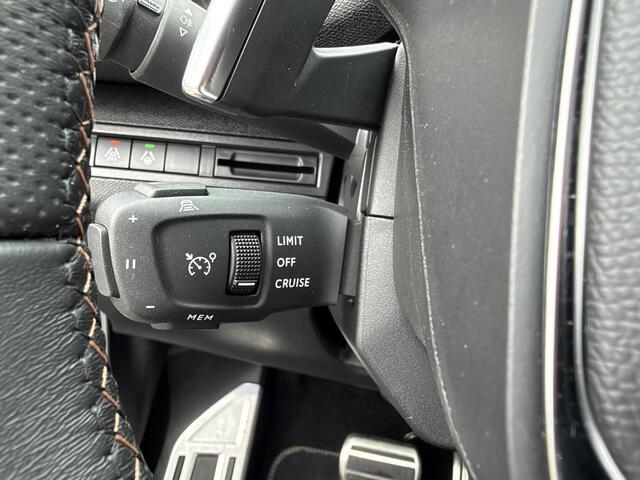 Peugeot 5008 1.2 GT HYBRID 136 7 PERSOONS| VAN:33.900,- VOOR:29.877,- UW HERFSTVOORDEEL:4.023,-| ADAPTIVE CRUISE CONTROL| 12.000KM! | STOELVERWARMING| RIJKLAARPRIJS INCL. 12 MND BOVAG GARANTIE|