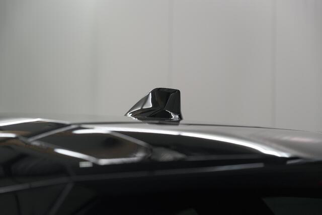 Peugeot 5008 1.2 Hybrid 136 GT 7p | Adaptieve Cruise control | Elektrische Kofferklep | Stoelverwarming