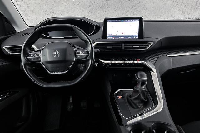 Peugeot 5008 1.2 PureTech Active | Afneembare trekhaak | Navigatie | Airco