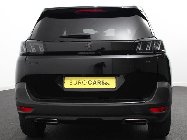 Peugeot 5008 1.2 PureTech 130pk Automaat GT Black Pack 7 zit Navigatie Apple CarPlay Android Camera Parkeerhulp Adaptive Cruise Control Stoelverwarming Electrische achterklep Climate Control Lichtmetalen velgen