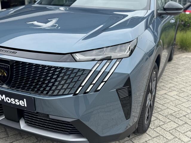 Peugeot 5008 Hybrid 136 Allure l 360 Vision l Drive Assist l Panoramic Navigation l Bel voor de actuele KM-Stand
