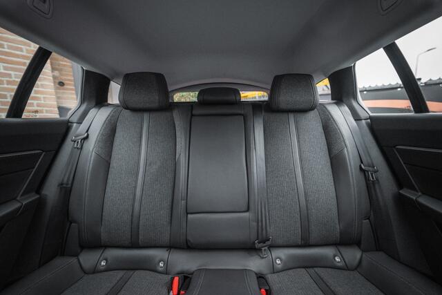 Peugeot 508 HYBRID 225 ALLURE