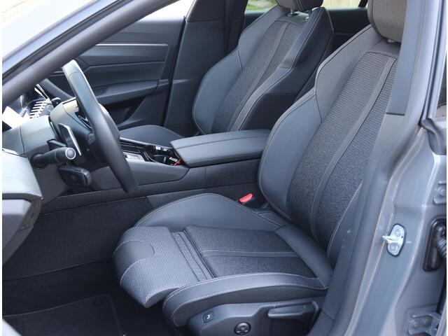 Peugeot 508 SW 1.6 HYbrid 180PK Allure | Panorama/Schuifdak | Navigatie | Achteruitrijcamera | Parkeersensoren | Keyless | Matrix LED Koplampen | Dodehoek Detectie | Climate Control | Adaptieve Cruise Control | 17" LMV | Apple Carplay/Android Auto |