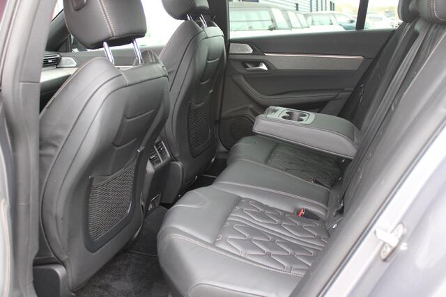 Peugeot 508 SW 1.6 HYbrid 225PK GT PACK BUSINESS | PANORAMISCH SCHUIF/KANTEL DAK | FOCAL AUDIO SYSTEM | ADAPTIVE CRUISE CONTROL | DODEHOEK DETECTIE | LEDEREN BEKLEDING | ELEKTRISCH BEDIENBARE VOORSTOELEN MET GEHEUGENFUNCTIE | 19" LICHTMETALEN VELGEN | FULL LED KOPLAM