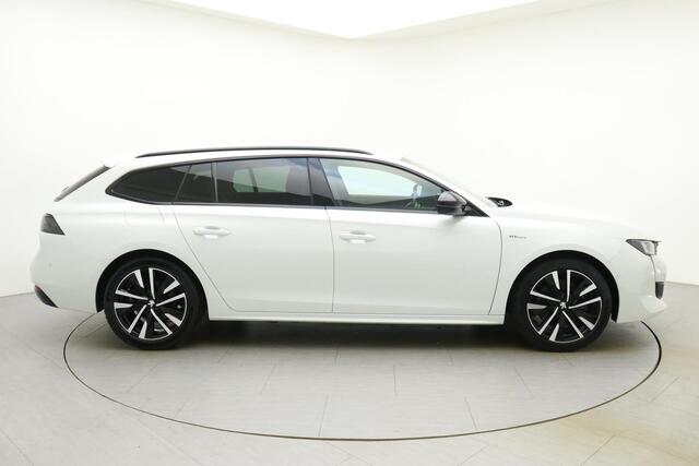 Peugeot 508 SW 1.6 HYbrid GT 225pk | 18" LM Velgen | Camera | Dodehoek Detectie | Full LED | Lane Assist | Navigatie | Afneembare trekhaak