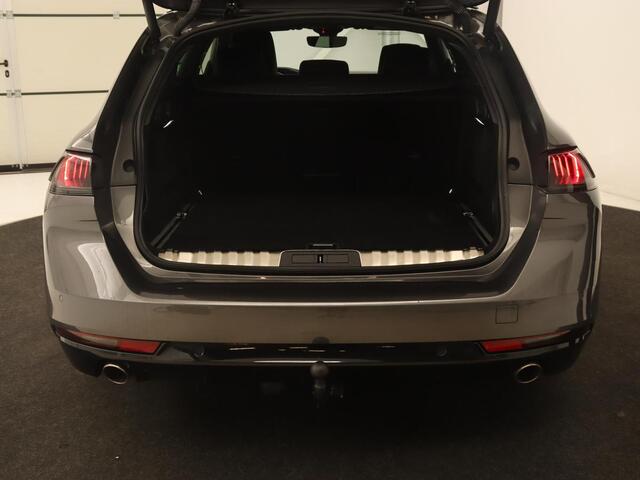 Peugeot 508 1.6 HYbrid GT | Trekhaak | Stoelverwarming | 360 Camera | Adaptive cruise | Carplay | Keyless | Leder/Alcantara | Navigatie | Full LED | PHEV | Plug In