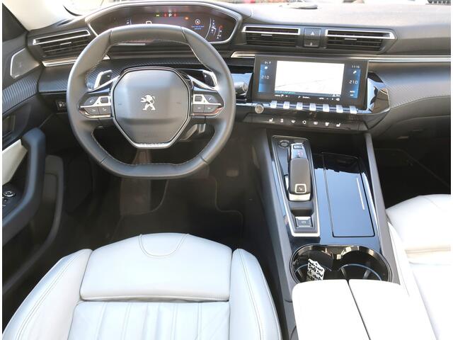 Peugeot 508 SW 1.6-16v. 180 Pk * Automaat * Super Mooi * Wit Lederen Interieur * Navigatie * Vierseizoenenbanden Michelin * Focal Geluid * L.M. Velgen * Stoelverwarming * Dodehoekbewaking * Vingerhoets; Vierde Generatie Eersteklas Service. Al meer dan 100 jaar een be