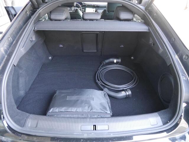 Peugeot 508 1.6 HYbrid 225 GT | elektrisch bedienbare achterklep | Focal audio | Draadloze telefoonoplader | Stoelverwarming | Matrix led koplampen | Keyless entry en start | Camera rondom