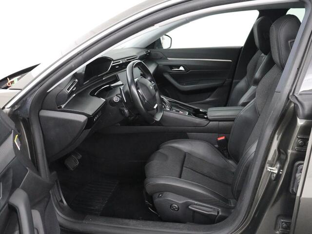 Peugeot 508 1.6 HYbrid Allure | Trekhaak | Adaptive cruise | Half leder | Carplay | Camera | Navigatie | Full LED | Side Assist | Parkeerhulp | Climate control | PHEV | Plug In