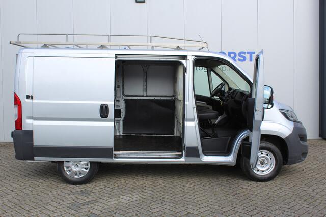 Peugeot BOXER 330 2.2 110 pk HDI L1H1 Première Trekhaak, Imperial, Ladder, Achteruitrijcamera Cruise Control, Airco, Elektr.ramen & Spiegels, Telefoon koppeling
