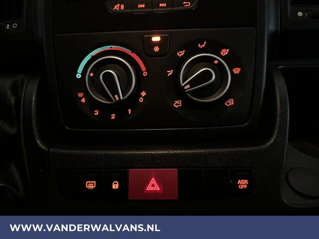 Peugeot BOXER 2.2 BlueHDi 120pk L2H2 Euro6 Airco | Parkeersensoren Bijrijdersbank