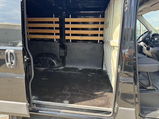 Peugeot BOXER 330 2.0 BlueHDI L1H1 Premium Pack