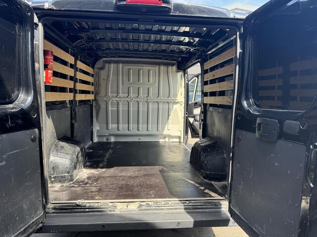 Peugeot BOXER 330 2.0 BlueHDI L1H1 Premium Pack