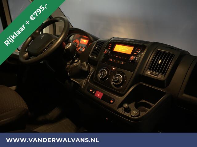 Peugeot BOXER 2.2 BlueHDi 140pk Pick up Dubbel cabine open laadbak Euro6 RIJKLAAR Airco | 7-Zits | Bluetooth telefoonvoorbereiding
