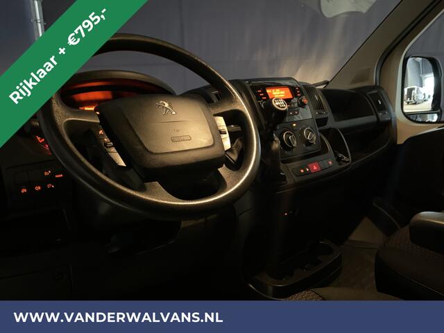 Peugeot BOXER 2.2 BlueHDi 140pk Pick up Dubbel cabine open laadbak Euro6 RIJKLAAR Airco | 7-Zits | Bluetooth telefoonvoorbereiding