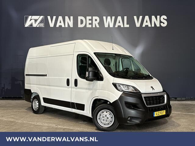 Peugeot BOXER 2.2BlueHDi 140pk L2H2 Euro6 Airco | Camera | Navigatie | Trekhaak Cruisecontrol, Parkeersensoren, Bijrijdersbank